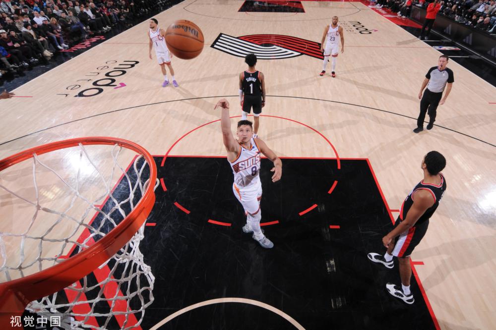 以其特有的 以其特有的